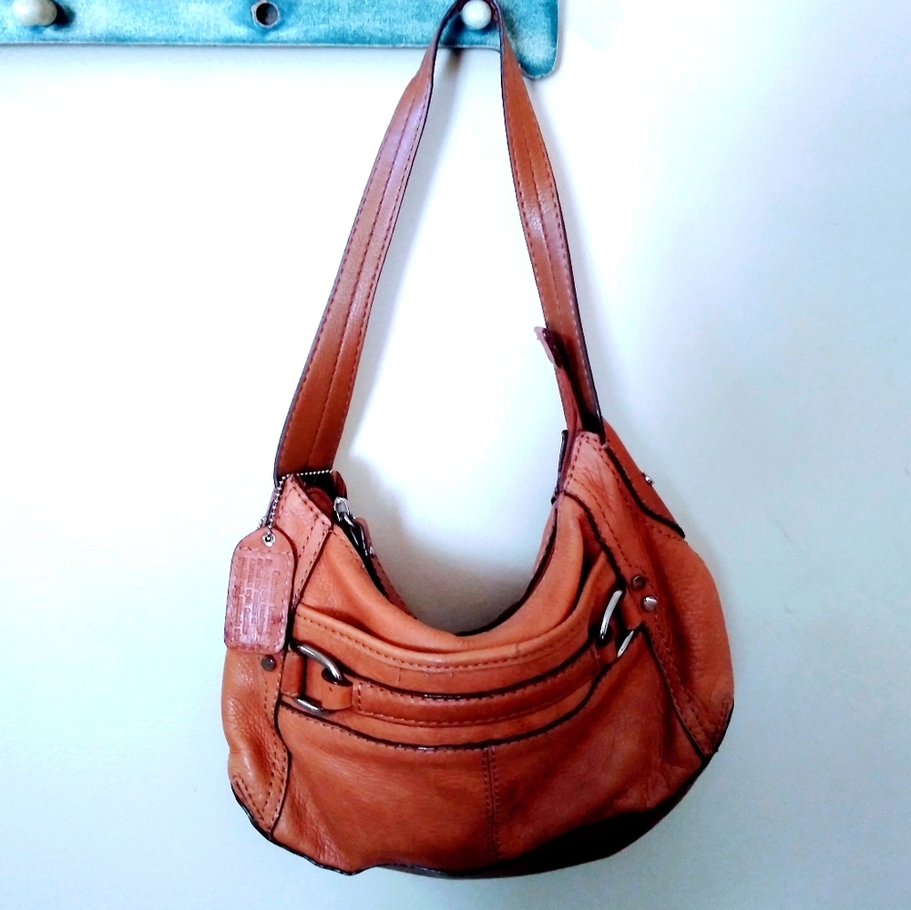 Stylish Brown Leather St John's Bay Purse.
